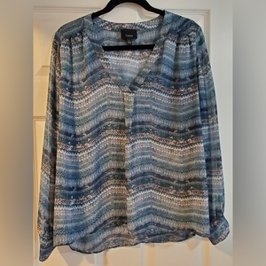Lumiere‎ Semi-Sheer V-Neck Patterened Blue Blouse, Size Large